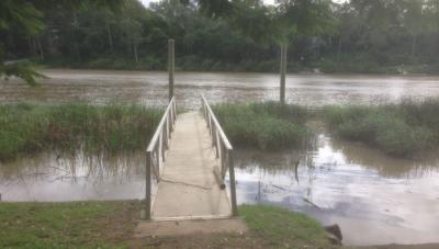 Pontoon survey Jindalee - position of the existing land abutment, fixed catwalk (showing length) and pontoon piles.